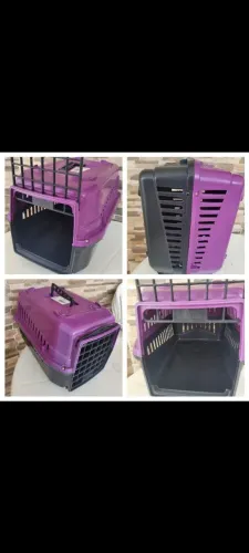 Casinha p Pets usada 1x tamanho 40cm comp, 30cm larg e 26cm de altura