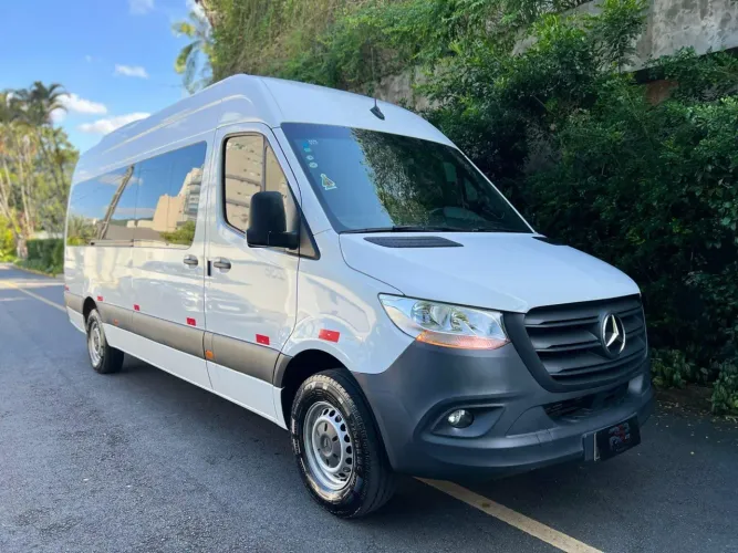 Mercedes-Benz Sprinter 416 Furgão Longo T.a. 2.2 Dies 2021