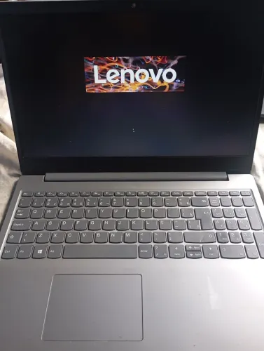 Notebook Lenovo core i5 10° geração 8GB de memória DDR4 SSD 256GB somente venda
