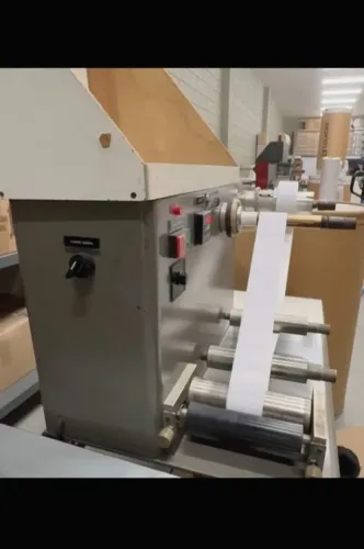 Rebobinadeira 160mm de mesa, rápida e robusta para rótulos e etiqueta