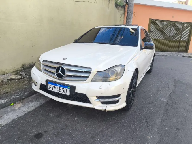 Mercedes-Benz C-250 CGI Sport 1.8 16V Aut. 2012