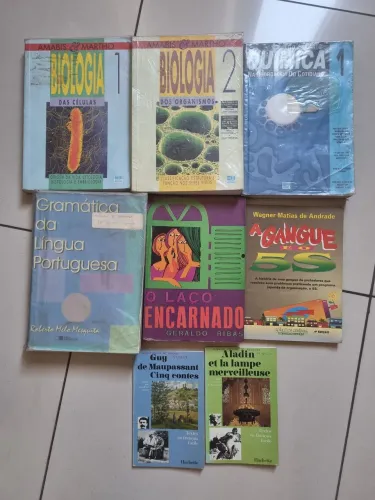 Livros usados antigos