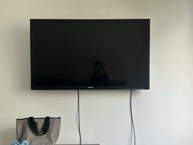 TV SAMSUNG 40 POLEGADAS (não é smart)
