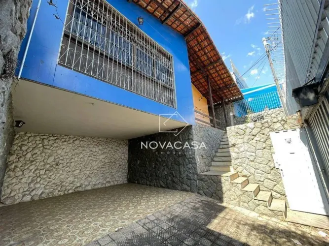 Casa com 5 dormitórios para alugar, 180 m² por R$ 6.000,00/mês - Planalto - Belo Horizonte