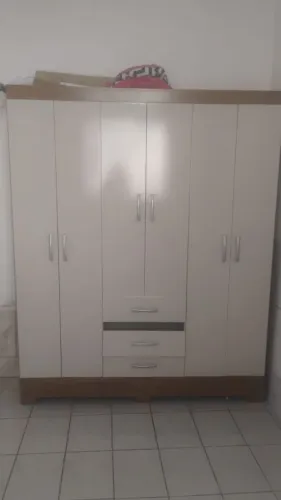GUARDA ROUPA