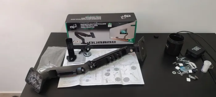 Suporte articulado com pistão a gás