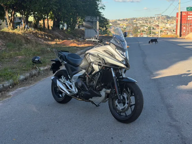 Honda NC 750X 2025 - DCT