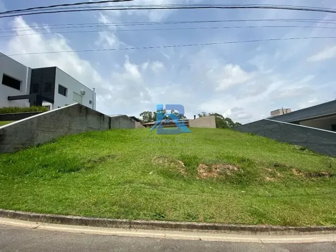 Terreno à venda no Residencial Itatiba Country Club Itatiba/SP