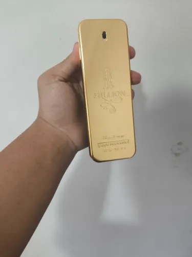 Perfume 1million pacco Rabanne com 20% de líquido
