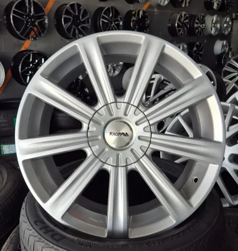 Jogo de rodas Devine aro 17 5x100 e 5x112