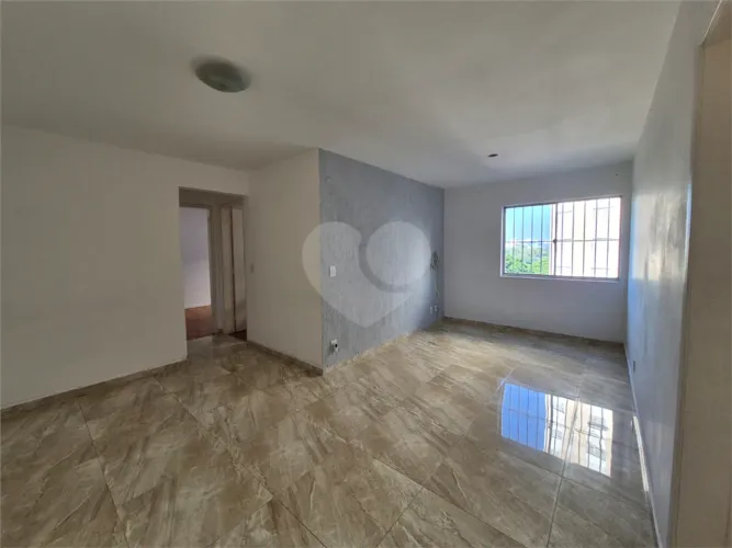 Apartamento à venda com 2 quartos no condomínio Edifício Juliana, São Paulo - SP