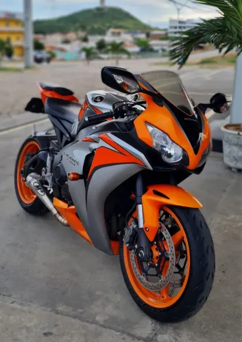 Moto Fareblade 1000RR 