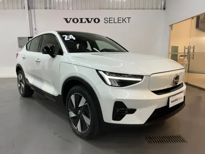 Volvo C40 Recharge Plus (elétrico) 2024