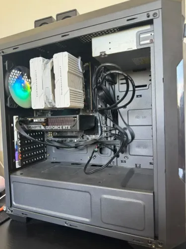 PC Gamer AM5 + RTX 5060