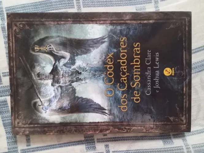 Livro - O Codex dos Caçadores de Sombras