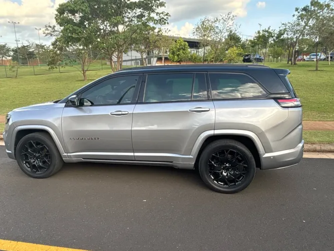 Jeep Commander Overland T270 1.3 TB Flex AUT 2023