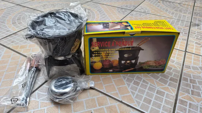 Jogo de Founde em Panela de Pedra (NUNCA USADO)