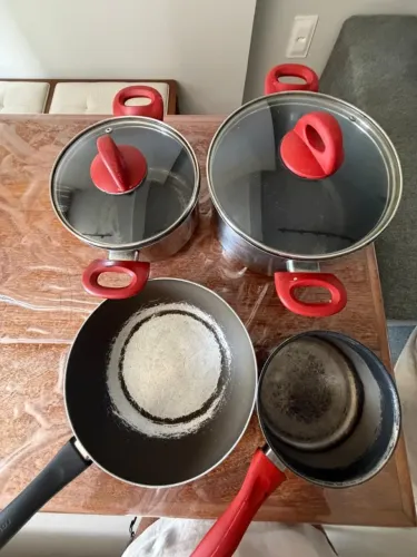 Jogo de Panelas Brinox (inox) + Wok (2 panelas sem tampa)