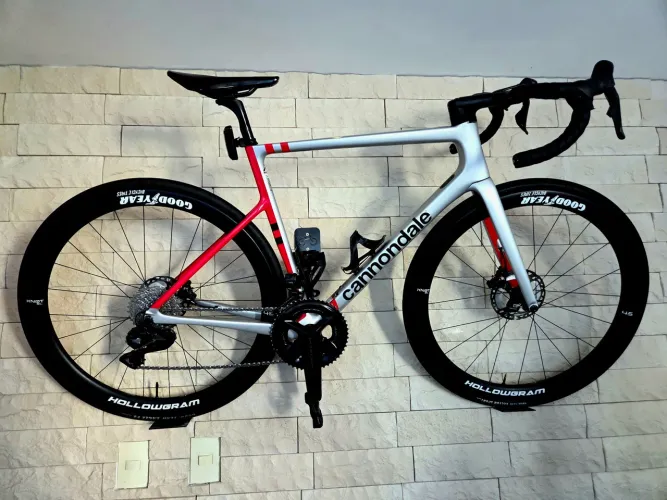 Cannondale SuperSix EVO Carbon 54 - Ultegra Di2 12v - Hollowgram 45