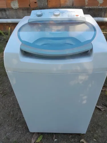 Máquina de lavar muito conservada