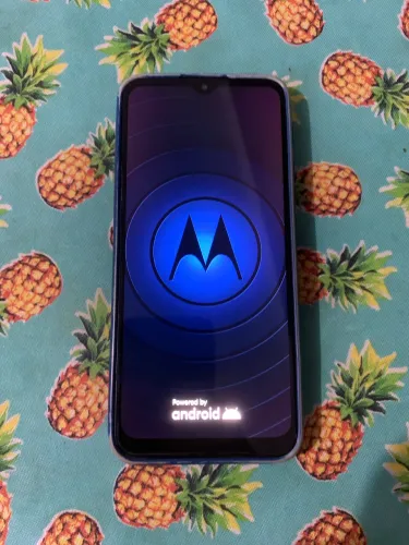 MOTOROLA MOTO G30 com capa e carregador