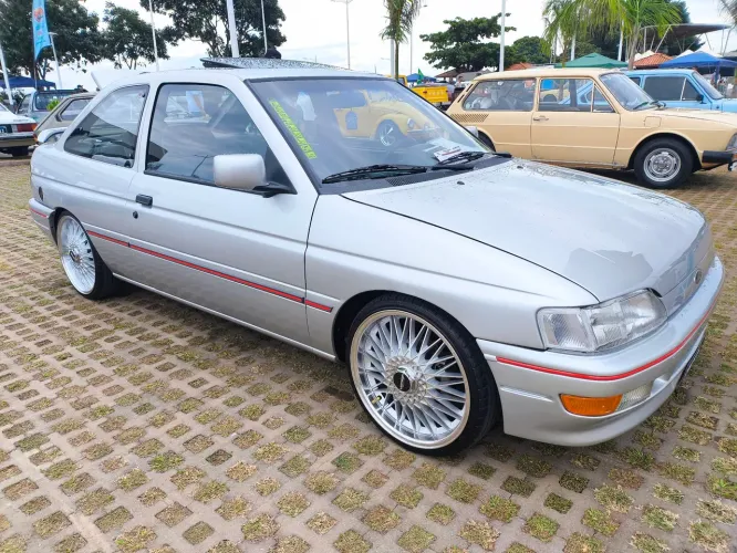 Ford Escort XR3 2.0i 1993