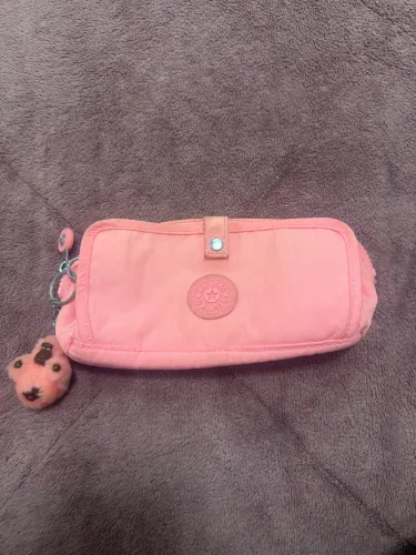 Estojo Kipling Wolfe Pencil Case ( Modelo Gringo) - Coral/Pink