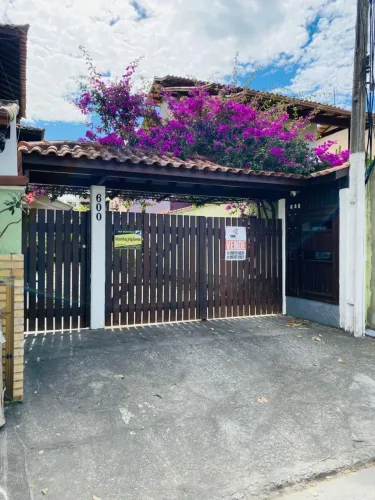 Duplex em pequeno Condomínio