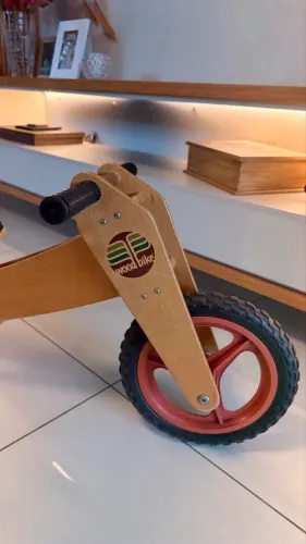 WoodBike 3x1 Vermelho  Triciclo infantil  1 à 5 anos