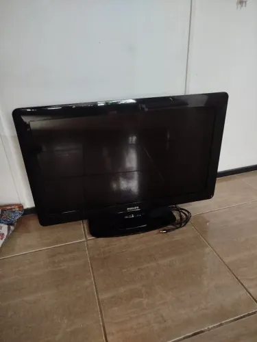 Televisão Philips 38 Polegas 