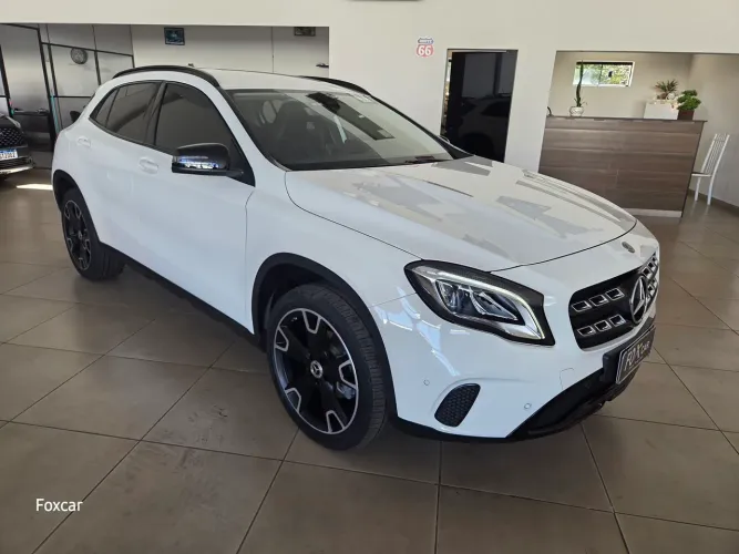 Mercedes-Benz GLA-200 GLA 200 Night 1.6. TB 16V Flex Aut. 2019
