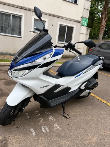 HONDA PCX SPORT 2022 - IMPECÁVEL