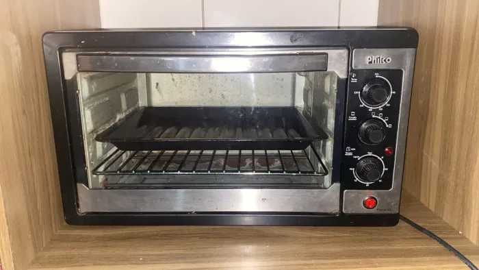 Vende-se ótimo forno motivo ganhei outro em um sorteio 