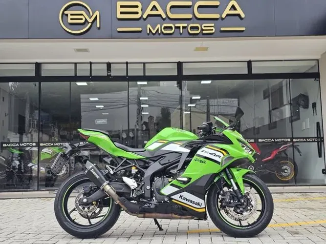 Kawasaki NINJA ZX-4R