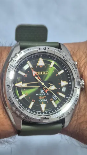 Relógio SEIKO KINETIC GMT  -  MUITO NOVO