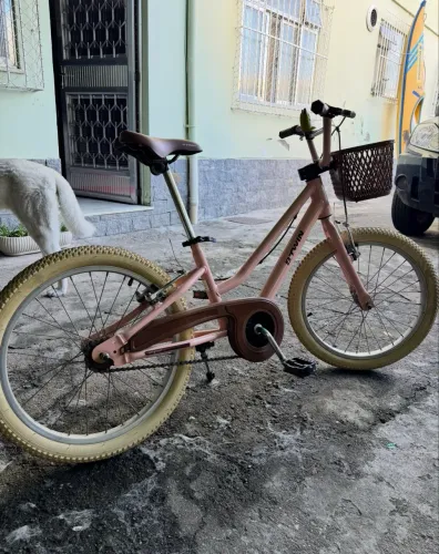 Bike infantil Aro 20 B?Twin Riverside 100 Rosa