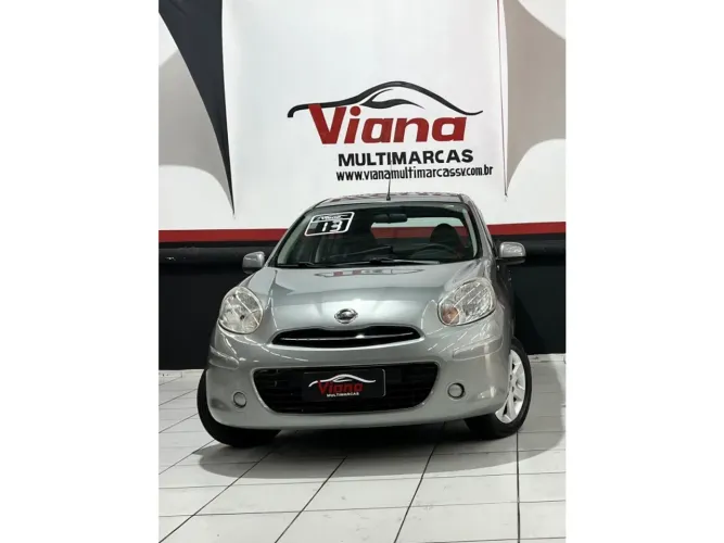 Nissan March S 1.6 16V Flexstart 5P 2013