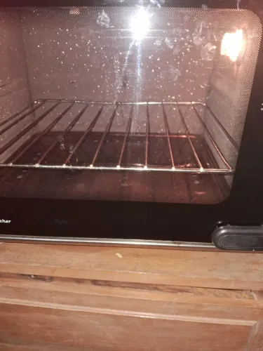 vendo forno eletrico Fhischer 220v, usado,perfeito estado assa bem rapido.