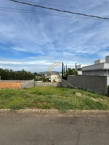 Excelente terreno à venda no Residencial Macaúbas - 405 m²