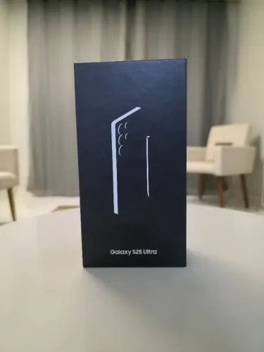 Galaxy S25 Ultra 5G, 256GB, 12GB RAM,6.9", Titânio Preto - Lacrado, NF e Garantia 1 ano