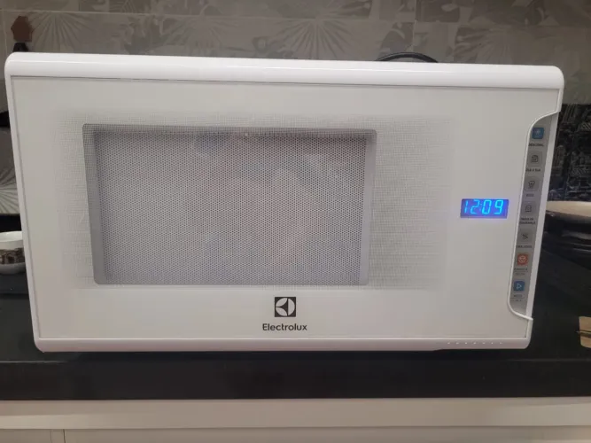 Microondas 31L Electrolux 