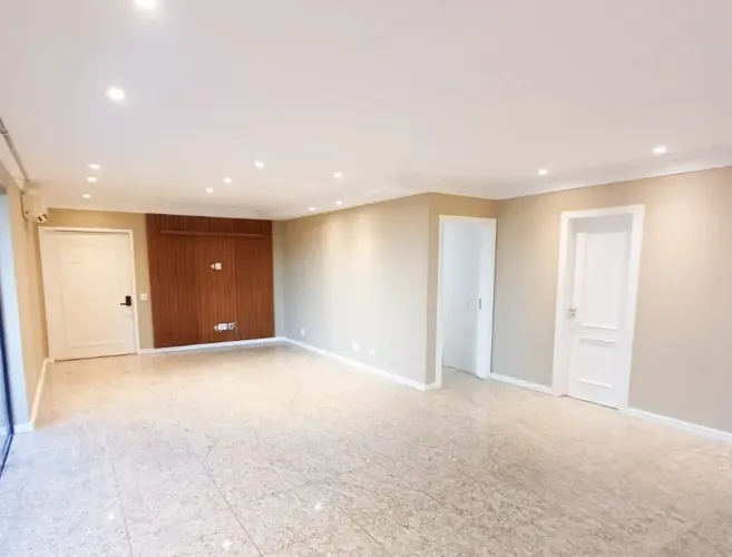 ALUGO APTO NO ED VILLAGE TOWER COM 3 SUÍTES E 2 VGS DE GARAGEM - UMARIZAL