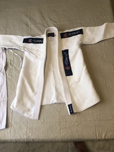 Kimono de Jiu-jítsu TAM A0 