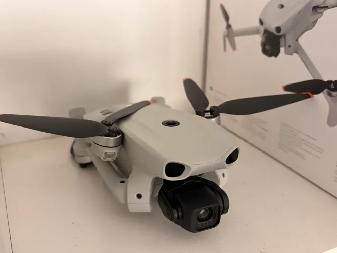 Drone DJI LITO X1 c monitor e 3 baterias
