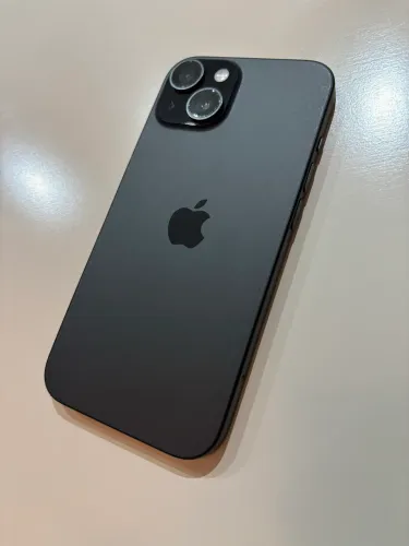iPhone 15 preto 128gb 
