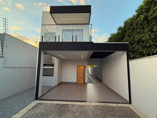Sobrado 409 sul com 232 m²/ com 3/4 2 suítes