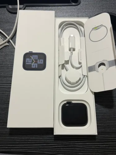 Apple Watch SE (Gen 24) 44mm Midnight