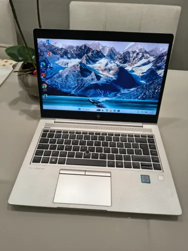Notebook HP Core i5 8ram SSD256NV Windows 11 Office Antivírus