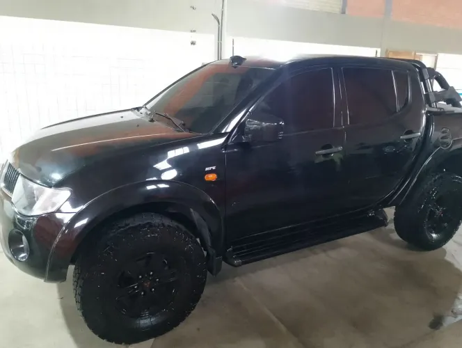 Mitsubishi L200 Triton HPE 3.2 CD TB Int.diesel AUT 2009