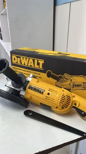 ESMERILHADEIRA "7POL DEWALT 2200W - ENTREGA GRATIS